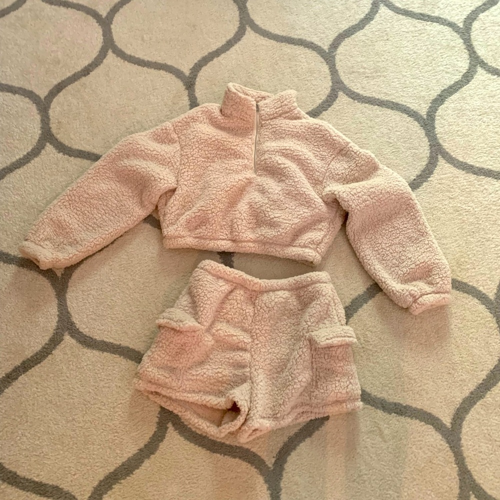 SHEIN  Crop fleece top with matching shorts! Super CUTE!